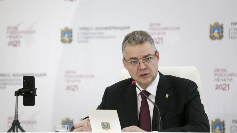 Губернатор Владимиров предложил строить жильё для детей-сирот на месте аварийных домов